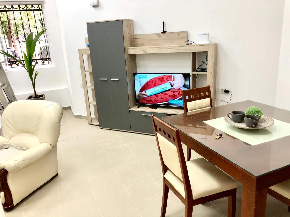 Apartment Tesla Pančevo Zewnętrze zdjęcie